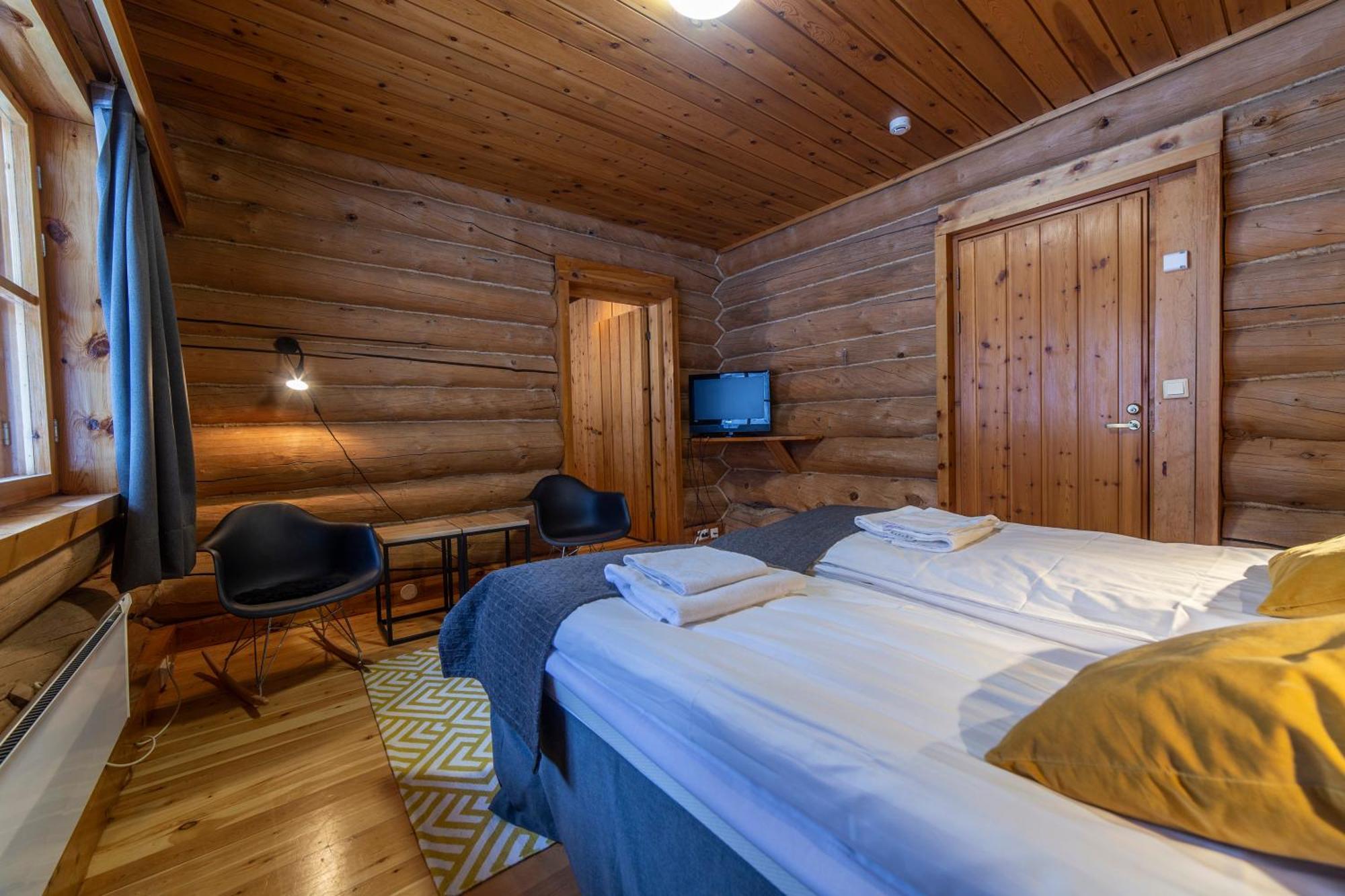 Kuukkeli Log Houses Aurora Resort Saariselka Oda fotoğraf